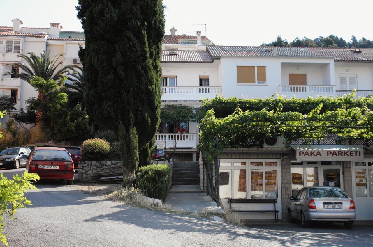 Apartments And Rooms With Parking Space Palit, Rab - 5061 エクステリア 写真