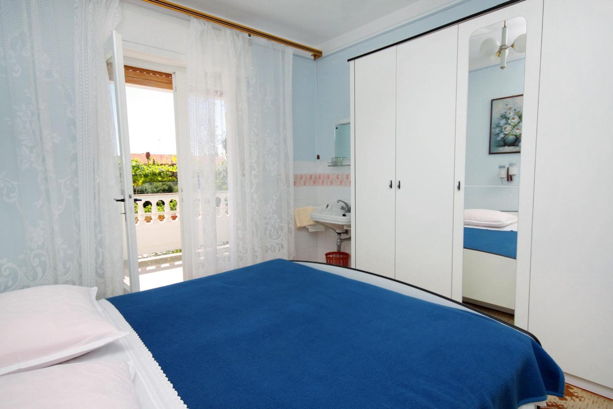 Apartments And Rooms With Parking Space Palit, Rab - 5061 部屋 写真